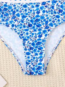 SHEIN Tween Girls Floral Printed Bikini Set,2 Pieces Swimwear,White Cute Summer Bathing Suits For Girls,Sweet Style For Pool Party Vacation Holiday - Blue and White - View 3