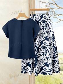Rusticease 女士度假休闲纯色上衣+印花半裙套装（2件套），女士夏季服装，夏季半裙套装，半裙上衣套装，女士半裙上衣套装，印花半裙套装 - 藍白色 - 查看 2