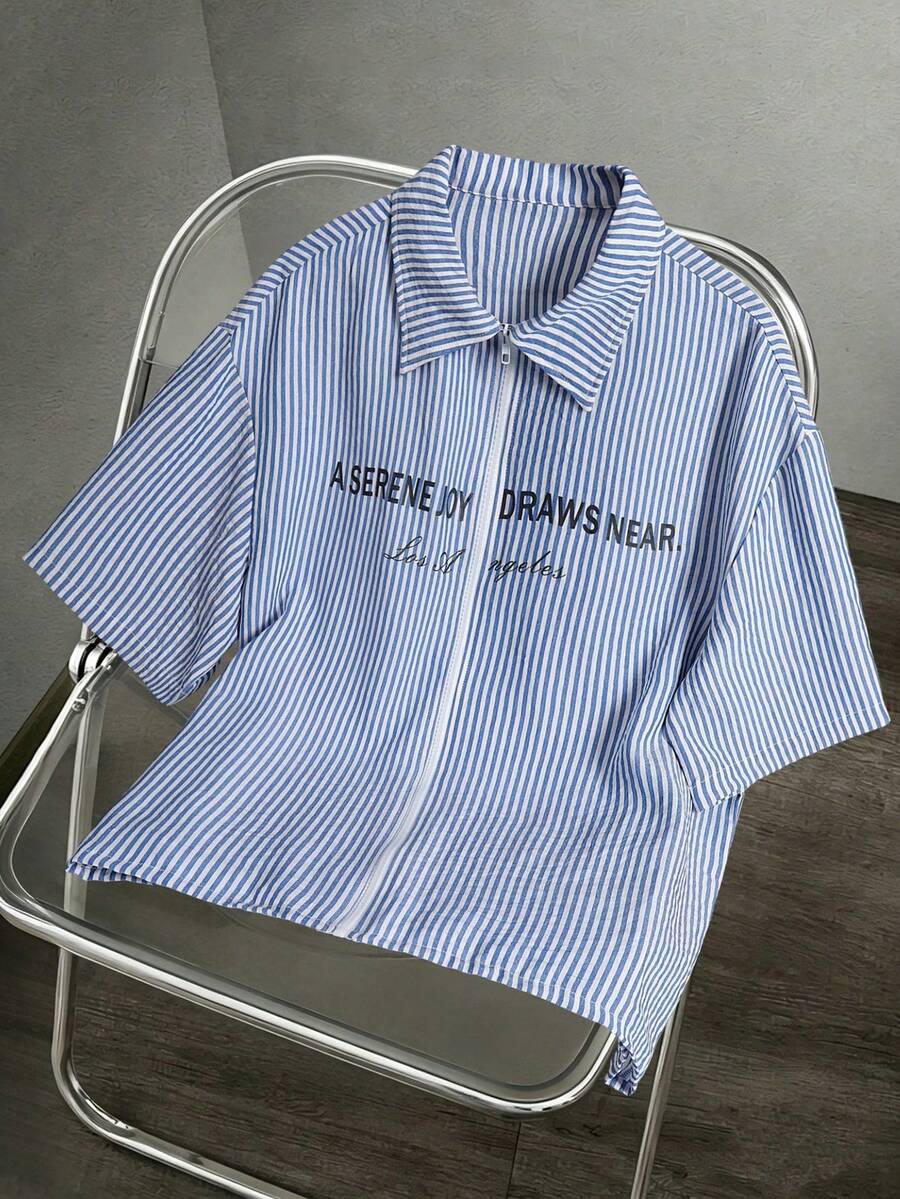 STYNVO Camisa de manga corta casual de hombre con estampado de rayas y letras, para verano - Multicolor - Ver 1