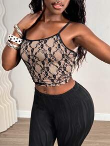 SHEIN BamGlam Bộ đồ 2 món mới dành cho nữ, áo ren đen và quần lửng kiểu dáng giản dị, trang phục mùa hè tối giản. - màu đen - Xem 8