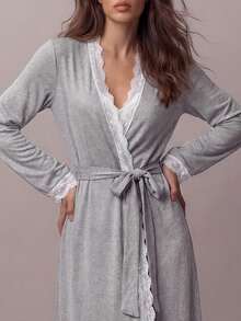 Liftille 女士长袖蕾丝边睡袍和吊带优雅睡裙套装，秋冬舒适优雅细节 - 灰色 - 查看 3