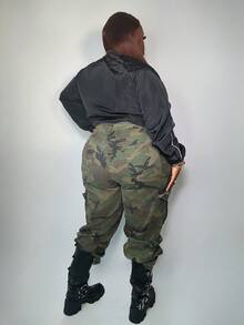 Truni Plus Size Camouflage Print Cargo Boyfriend Jeans, For Pear Triangle Body Shape - Army Green - View 4