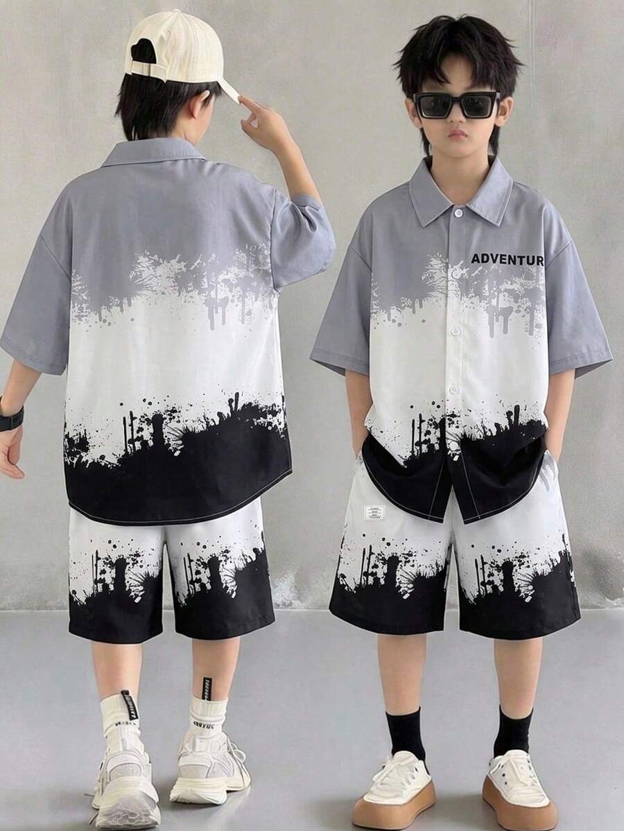 SHEIN 两件套青少年男童休闲学院风度假扎染泼墨渐变图案短袖T恤和短裤套装,适合通勤、上学、日常休闲穿着、运动、春夏穿着。 - 白色 - 查看 1