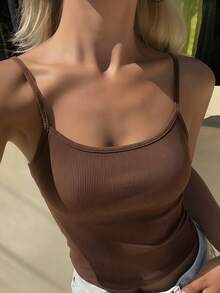 DAZY 女款夏季方領修身短版細肩帶背心，休閒街頭風層搭背心上衣，適合校園穿搭 - 咖啡棕 - 查看 4