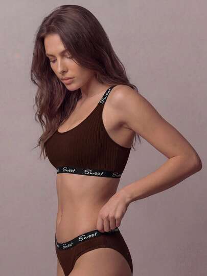 Liftille Women Letter Print Ribbed Everyday Fitness Sports Bra