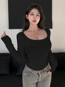 DAZY 女士方领长袖加垫修身套头T恤 - 黑色 - 查看 4