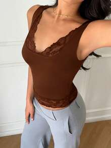 Aloruh 女士性感方领蕾丝拼接纯色黑色吊带背心，波西米亚风度假性感背心 - 咖啡棕 - 查看 5