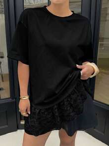 Muchica Plus Size Black Casual Loose Raglan Short Sleeve T-Shirt With Lace Patchwork - Black - View 7
