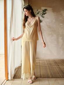 MOTF PREMIUM Bộ đồ ngủ thoải mái và thanh lịch, phối ren, dệt kim. - Màu be - Xem 6