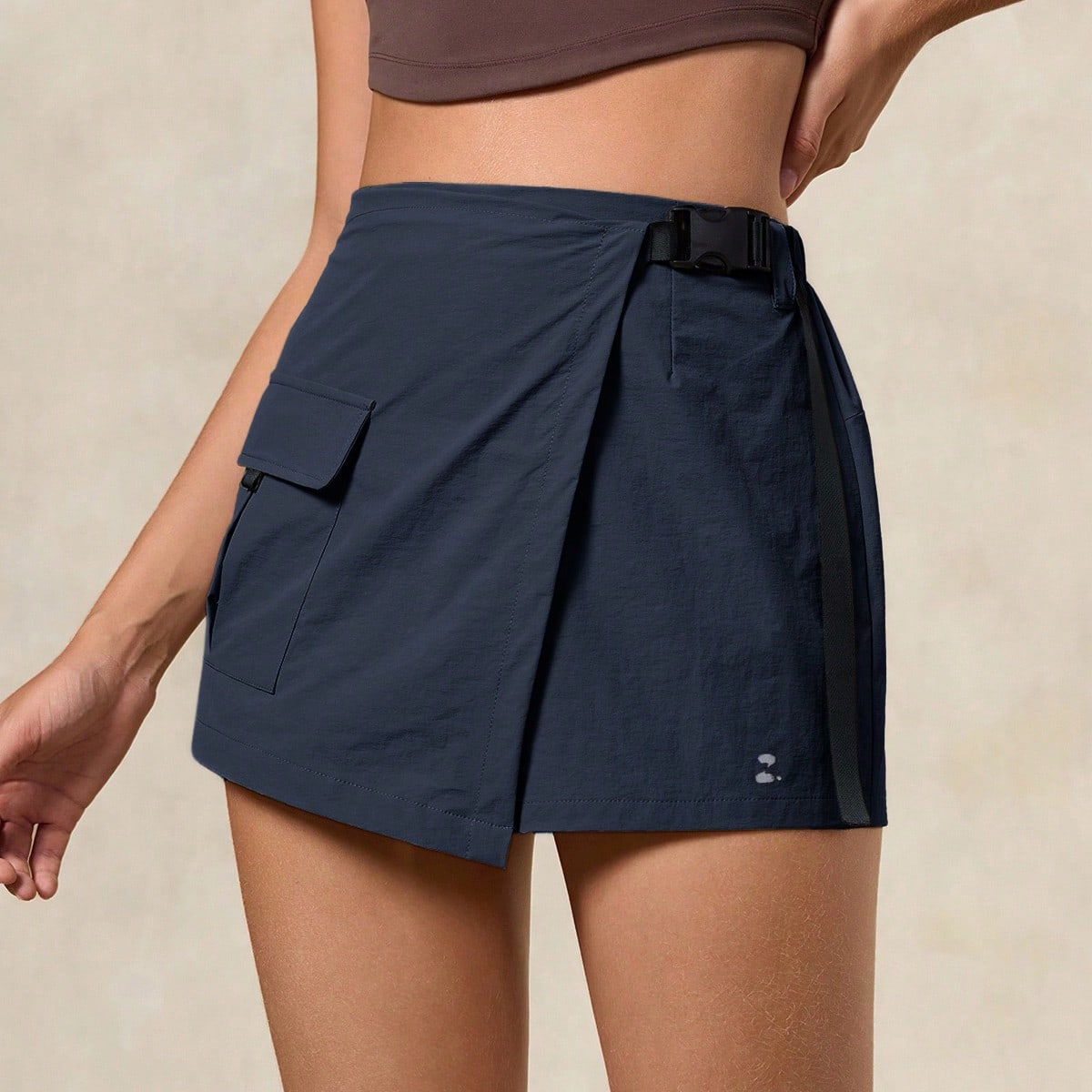Falda pantalón para mujer resistente al agua para actividades al aire libre, senderismo, camping y viajes, con pantalón corto incorporado y cinturó