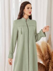 Yasmyna Purple Casual Loose Zip-Up Abaya For Women, Suitable For Autumn/Winter Outings - Green - View 4