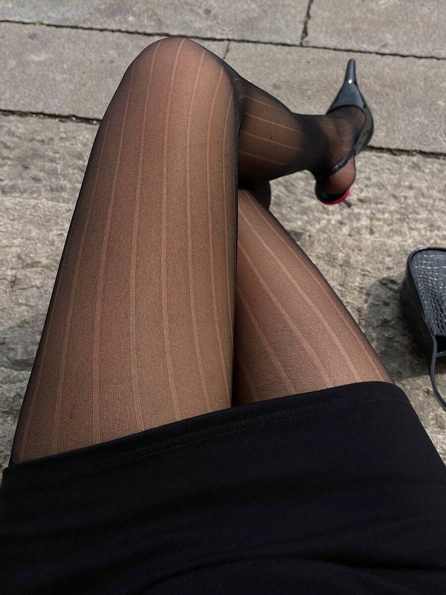 DAZY 女士多功能性感约会之夜无脚连裤袜 - 黑色 - 查看 1