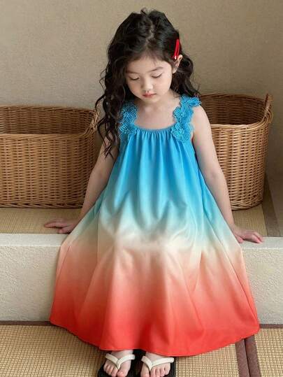1 chiếc đầm hai dây không tay màu xanh và cam chuyển sắc cho bé gái, đầm dài thướt tha kiểu dáng nghỉ mát cho trẻ em đi biển, đầm hai dây viền ren chuyển sắc, đầm hai dây in hoa 3D chuyển sắc kỹ thuật số thiết kế mới mùa hè, đầm hai dây thời trang ngọt ngào dễ thương cho mùa hè