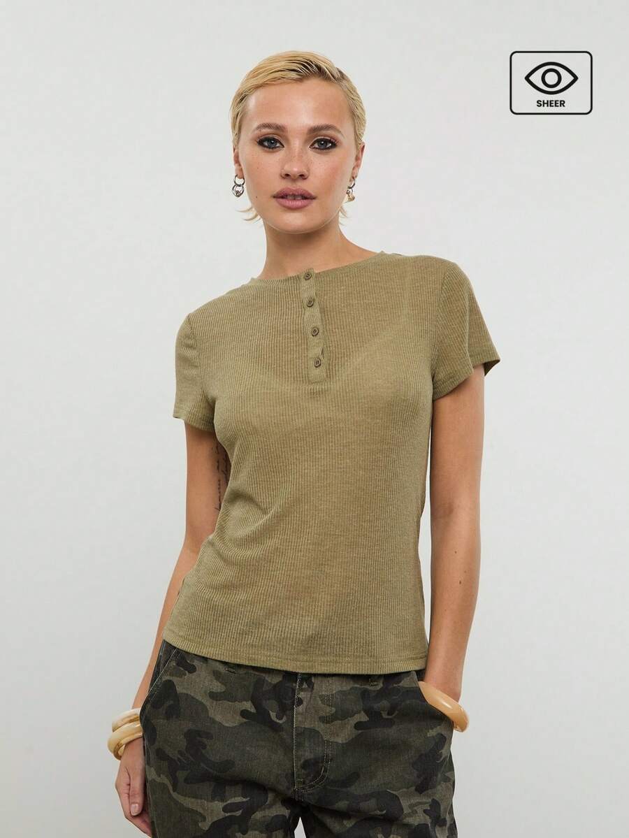 COUREZ Short Sleeve Shrunken Sheer Henley Top/Y2K Spring Clothes For Women Green Tops Summer Tops Going Out Tops Spring Break Outfits Summer Outfits - Green - View 1