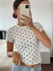 Livesso 女款白色黑波點短袖修身T恤 夏季圖案休閒上衣 日常休閒校園風 - 黑與白 - 查看 3