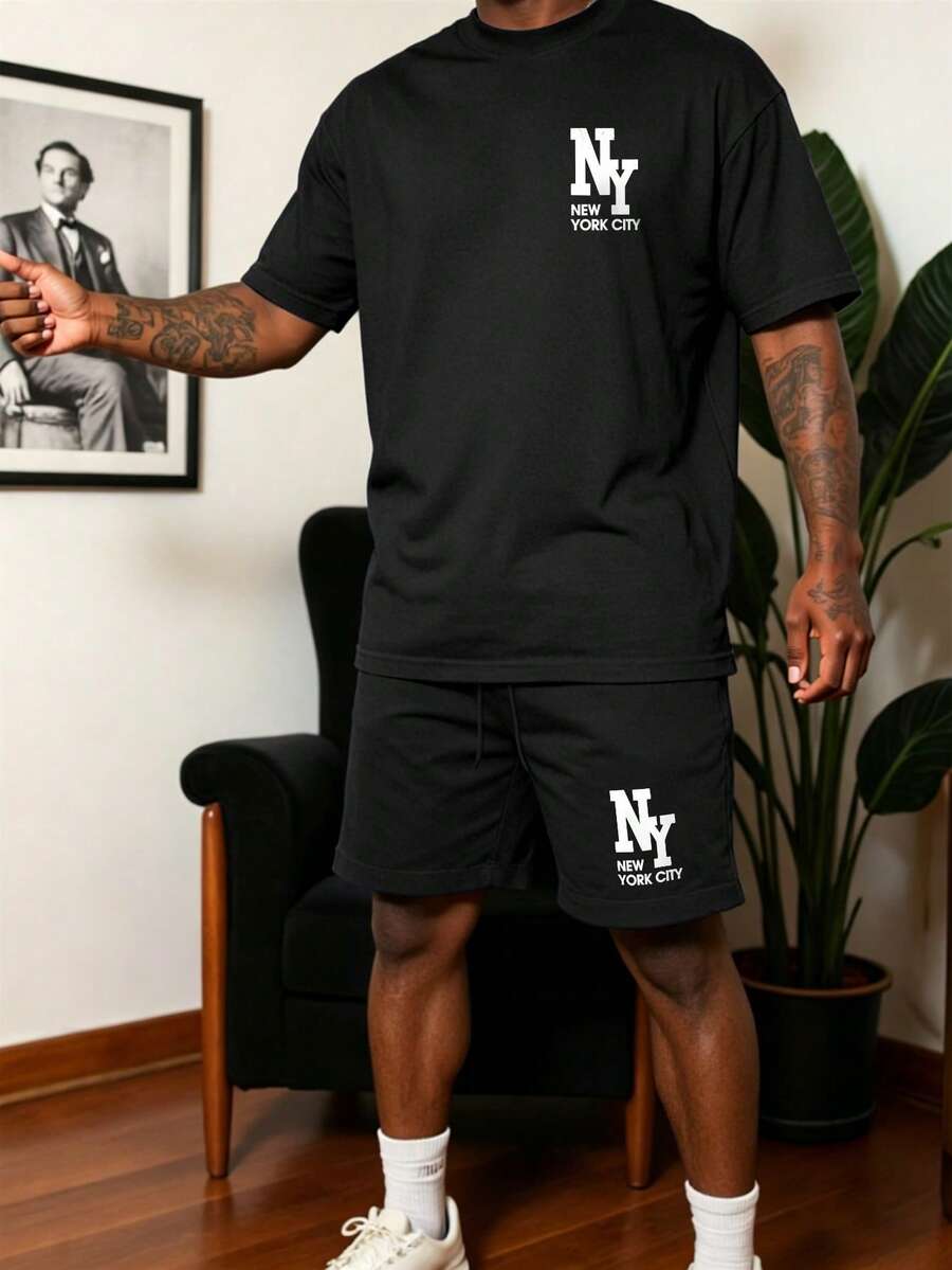 Manfinity Homme 男士夏季黑白 NY 字母 Logo 2 件套休閒街頭風 T 恤短褲套裝,城市度假復古 Y2K 大廓形穿搭 - 黑色 - 查看 1