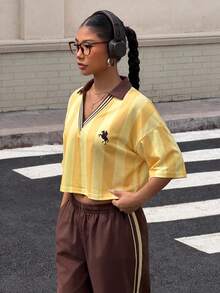 Muchica 女士休闲时尚街头运动日常通勤V领落肩宽松撞色条纹印花短款T恤，夏季 - 彩色 - 查看 3