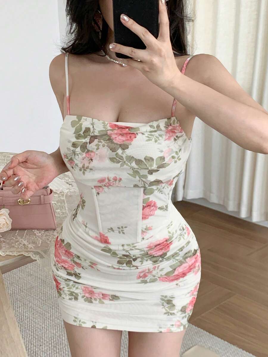 DAZY 春夏碎花白色修身休闲甜美连衣裙,适合音乐节、情人节、婚礼、派对、优雅通勤吊带裙,女士太阳裙,Y2K风格 - 白色 - 查看 1