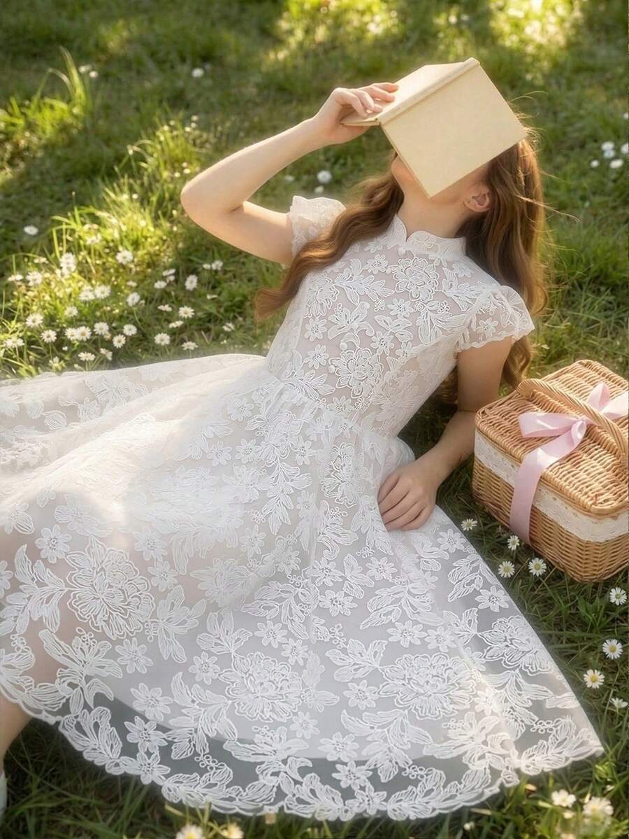 优雅蕾丝短袖收腰荷叶边连衣裙,适合少女 - 白色 - 查看 1