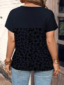 EMERY ROSE Casual Vintage Collar Button Colorblock Leopard Print Plus Size T-Shirt - Multicolor - View 2