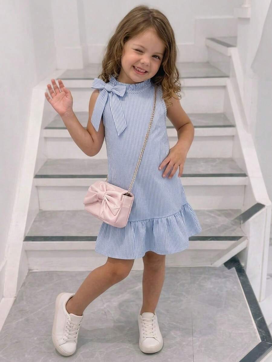 SHEIN 女童蝴蝶结荷叶边领口及下摆连衣裙 - 藍白色 - 查看 1