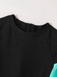 SHEIN Áo chống nắng liền thân tay ngắn phối màu phong cách thường ngày dành cho bé trai tuổi teen, đồ bơi thích hợp cho các hoạt động thể thao dưới nước mùa hè. - Nhiều màu - Xem 4