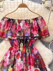 SHEIN Clasi 大码优雅印花露肩荷叶边连衣裙，夏季女装，新款女装，最新款女装，奢华女装，夏季连衣裙，春季连衣裙，节日连衣裙，复活节连衣裙，优雅连衣裙，优雅派对连衣裙，沙滩连衣裙，婚礼宾客连衣裙，伴娘连衣裙，毕业礼服，母亲毕业礼服，休闲连衣裙，度假连衣裙，节日连衣裙，正式连衣裙，印花连衣裙，大码女装，紫色飘逸连衣裙，优雅女装，Florurora春夏优雅连衣裙，印花长裙，泡泡袖连衣裙，最新款Zanzea女装，大码Zanea女装，婚礼宾客服装，大码曲线生日连衣裙 - 彩色 - 查看 3