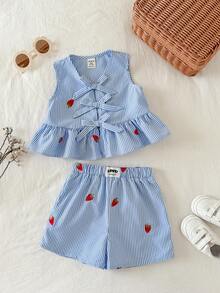 SHEIN 2件套女婴/幼儿可爱草莓条纹无袖上衣和短裤套装，女婴夏季服装，套装 - 藍白色 - 查看 3