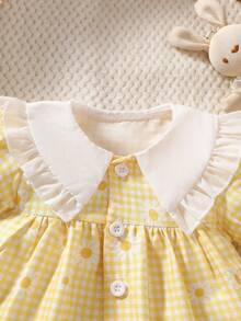 SHEIN Newborn Cute Cartoon Heart Pattern Suspender Bow Decor Princess Dress, Suitable For Spring/Summer Outings, Vacations And Parties - Yellow - View 4