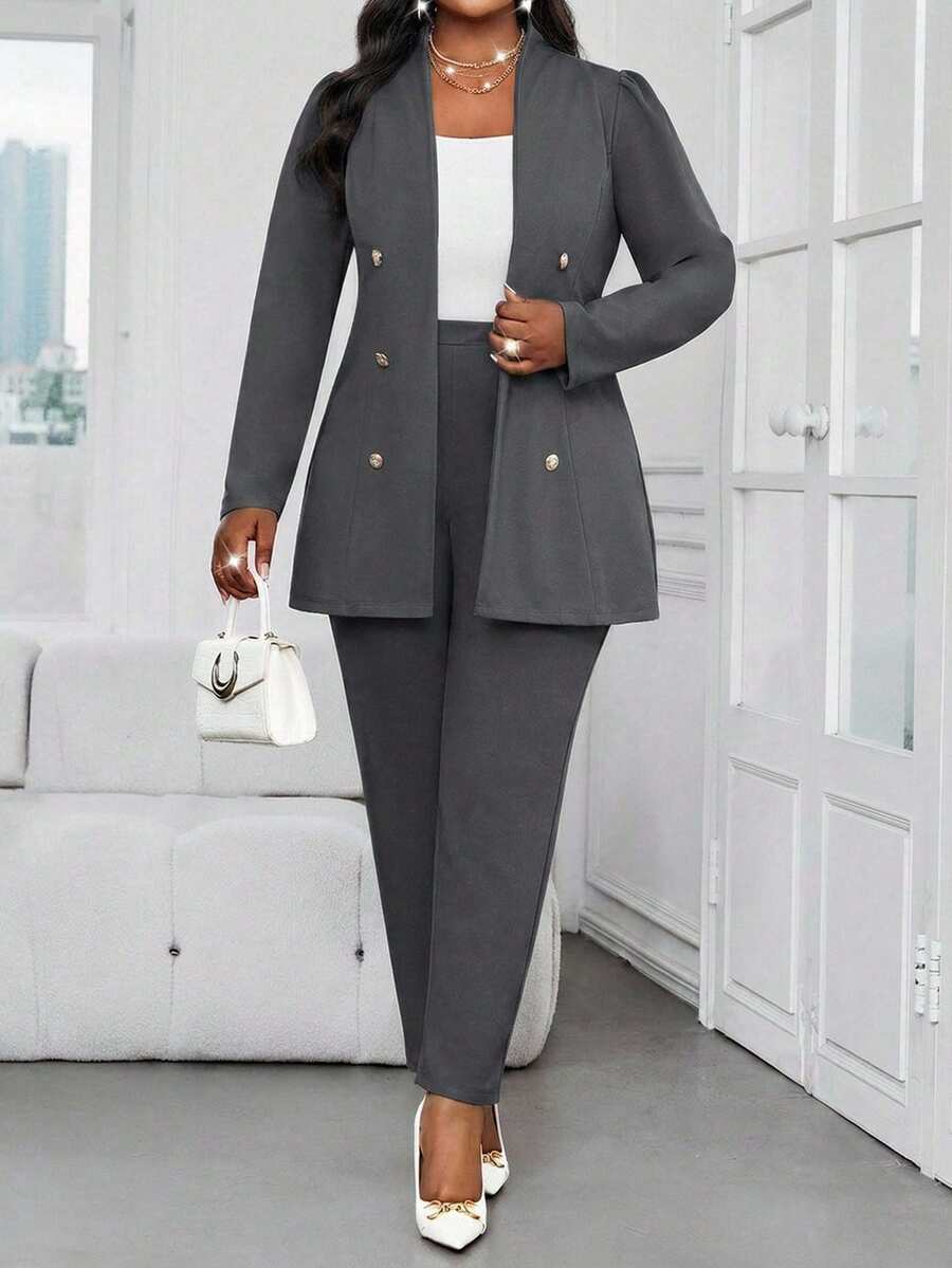 SHEIN Lady CURVE Bộ đồ công sở thanh lịch mùa thu đông màu hồng dệt kim cổ đứng cài vàng tay dài, cỡ lớn, áo khoác lông giả màu xám. - Xám - Xem 1