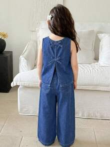 SHEIN Conjunto informal de top de tirantes de unicolor y pantalones vaqueros para niña - Azul lavado oscuro - Ver 2