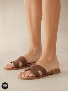 SHUZIA Sandalias planas de corte casual y cómodas de moda con ajuste ancho para mujer - Verde Oliva - Ver 7