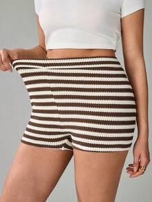 SHEIN Tall CURVE Quần short nữ cỡ lớn mùa hè, kiểu dáng thường ngày, phù hợp đi nghỉ mát, đi làm, kẻ sọc tương phản. - màu đen - Xem 4