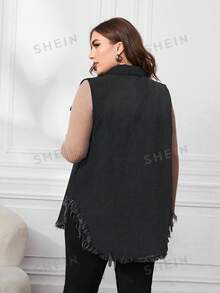 SHEIN Essnce 大尺碼扣環毛邊牛仔背心外套,附口袋 - 黑色 - 查看 2