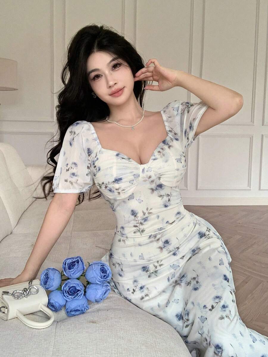 Celisse Ditsy Floral Petal Sleeve Square Neck Waist Cinched Ruffle Hem Fishtail Dress - Multicolor - View 1
