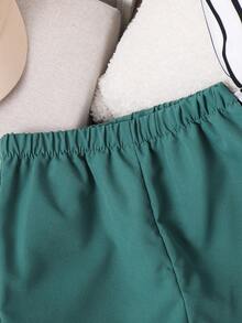 SHEIN Bộ 3 món cho bé trai/bé gái mùa hè, gồm áo ngắn tay kẻ sọc dễ thương, quần short cạp chun và khăn choàng, thích hợp cho tiệc sinh nhật, tiệc tối, biểu diễn, đám cưới, tiệc mừng em bé chào đời, lễ kỷ niệm sinh nhật lần thứ nhất. - Nhiều màu - Xem 5