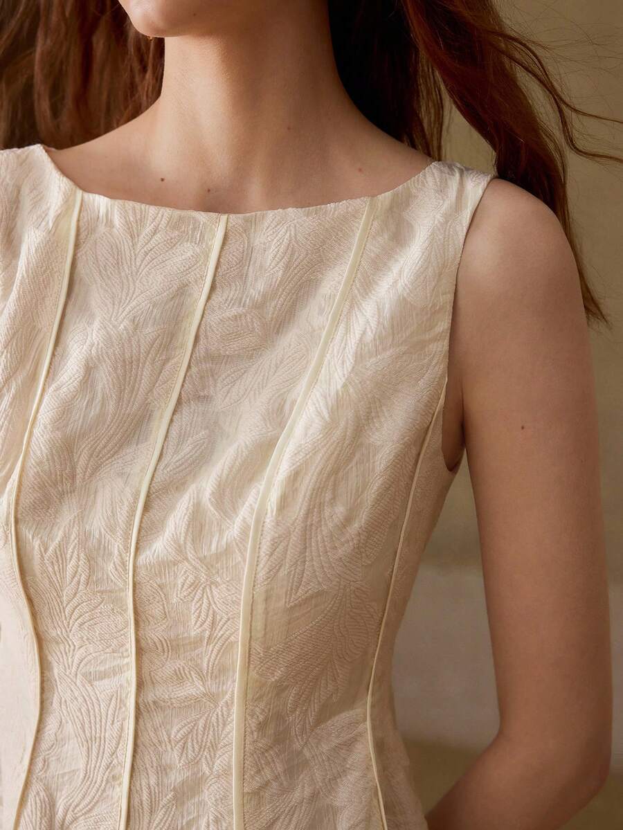 MOTF PREMIUM JACQUARD SEAM FRONT FRONT DRESS - Apricot - View 1