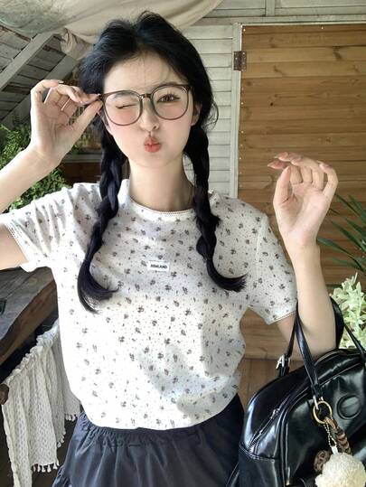DAZY 女士圆领印花休闲短袖T恤，青春时尚