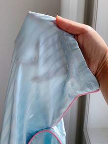 SHEIN Comfortcana Bộ đồ ngủ satin viền tương phản in hình trái tim - Màu xanh Bạc hà - Xem 7