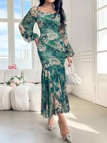Modelyn Floral Print Squared Neck & Lantern Sleeve Bodycon Dress - Green - View 6
