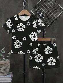 1 Conjunto Camiseta Preta e Shorts Estampa Floral Casual e Criativa para Meninos, Uso Diário Confortável, Moda Streetwear de Verão - Multicolorido - Visão 3