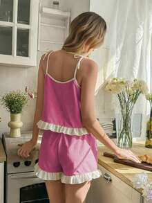 Snug Reverie Bộ đồ ngủ quần short dây bèo nhún - Màu Hồng Tươi - Xem 2