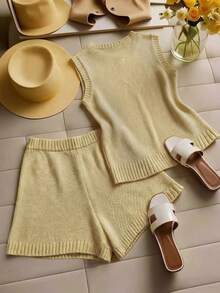 GlowEve Bộ áo len nữ kiểu dáng retro mới, cổ tròn, màu trơn, gồm áo khoác cardigan và quần short, thích hợp mặc hàng ngày, gồm 2 món. - Màu be - Xem 2