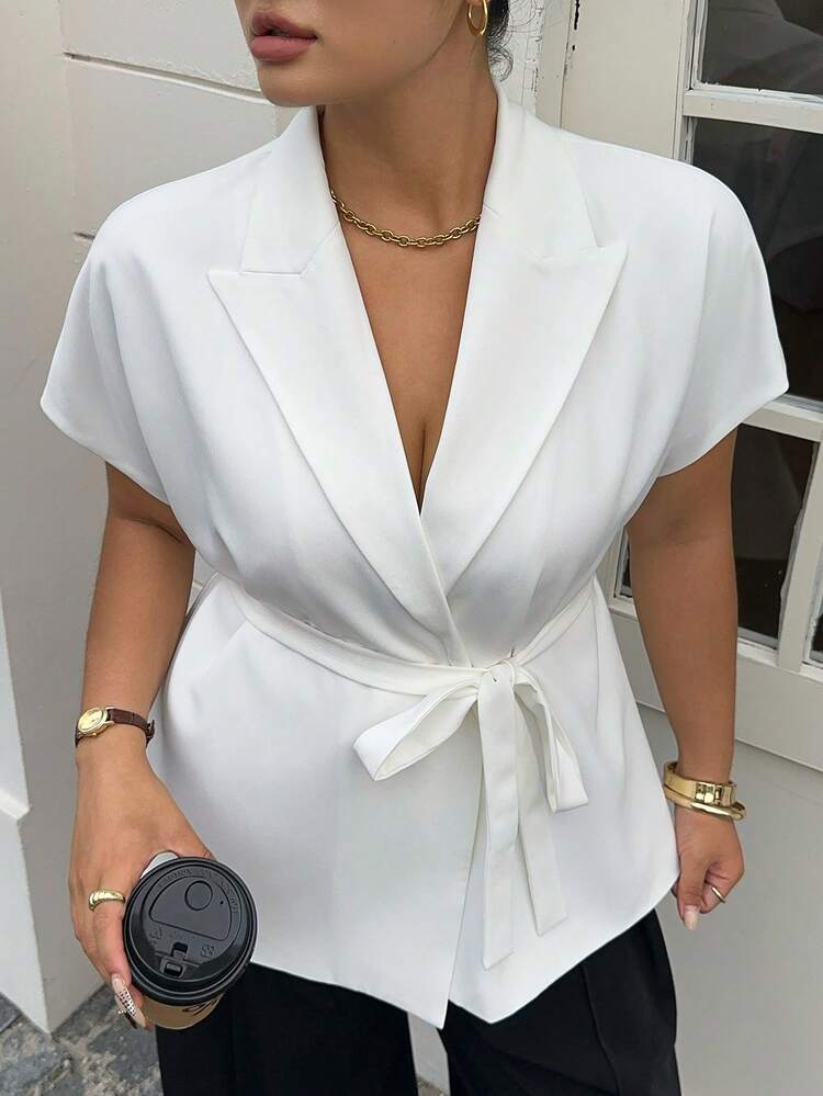 Dazy Plus Plus Size Women Collared Sleeveless Elegant Short Sleeve White Blouse, Commuting Style, Spring/Summer