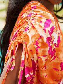 Reflora Vestido plus size de verão com decote em V profundo, cintura marcada, mangas morcego e estampa por toda a peça. - Multicolorido - Ver 5