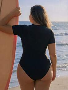 Swim SPRTY 2026新款加大码纯色无袖交叉网眼拼接连体泳衣，时尚运动休闲假日装 - 黑色 - 查看 4