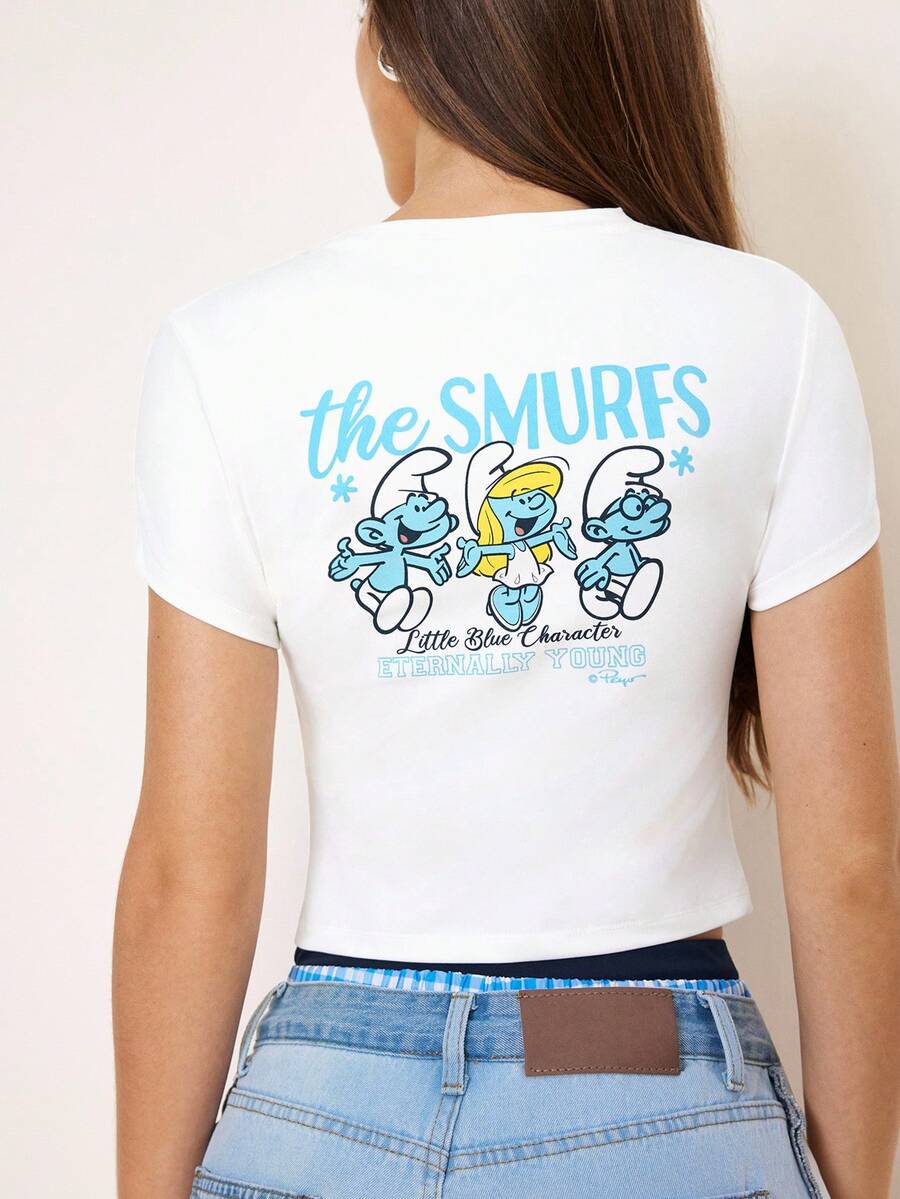 SHEIN X The Smurfs Camiseta Feminina Curta de Manga Curta com Gola Redonda e Estilo Fofo - Branco - Visão 1