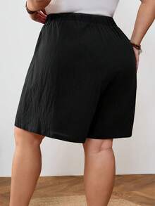 SHEIN CURVE+ Curve 尺码 US22 音乐节、海滨度假、波西米亚风女士抽绳腰带口袋舒适休闲短裤，适合海滩度假、机场出行、黑色女士休闲短裤、夏季返校季 - 黑色 - 查看 10