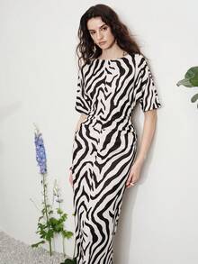 Aveloria Modichic Elegant High-End Black And White Animal Print Zebra Maxi Dress For Women,Summer Chic Holiday Tea Party Vacation,Loose Fit Flutter Sleeve Pleated - Multicolor - View 4