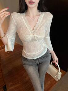 Joudiya 女士V领褶皱时尚百搭休闲上衣 - 米色 - 查看 1